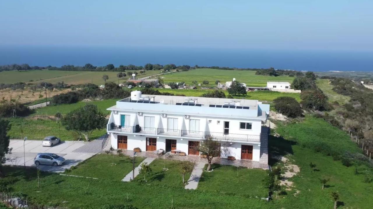 Karpaz Sunset Hotel Rizokarpaso Eksteriør bilde